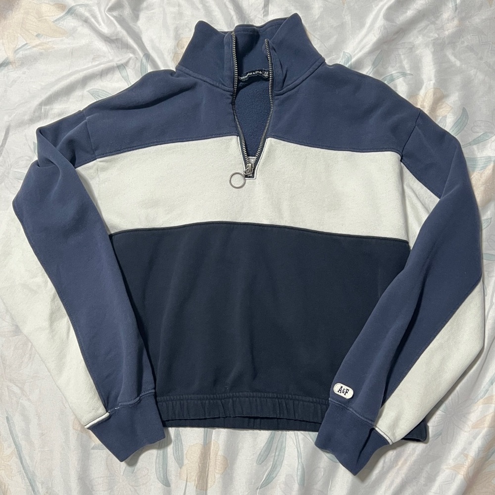 Abercrombie and Fitch Color Block Zip Up size xs